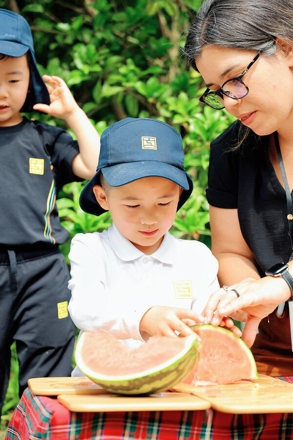 Mother’s Day celebration,Hiba Academy Nantong Nursery